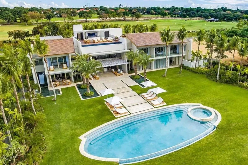 Villa Iris - View 1