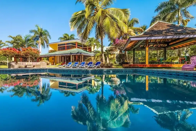 Villa Playa - View 1